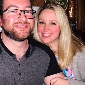 Welcome to my closet! I’m Kayla! 🛍🎀💵